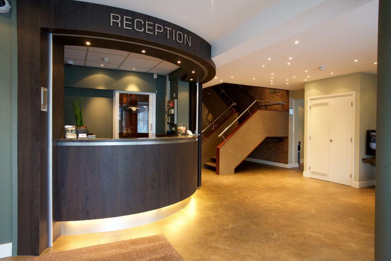 Hotel Arrows Уден Экстерьер фото